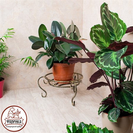 Кованая подставка для цветов 70-151