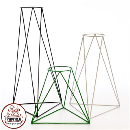 Напольные подставки для цветов 