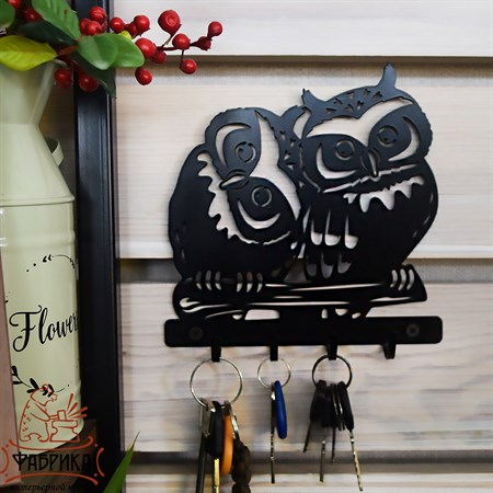 Настенная ключница