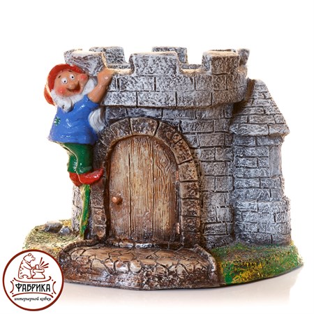 Садовый декор из полистоуна кашпо Гном с Замком U07953