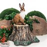 Фигура Заяц на пне из полистоуна