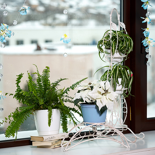 Кованые подставки для цветов на подоконник